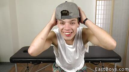 Tommy Poulain - Handjob Casting