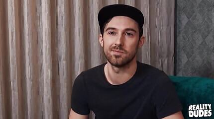 Straight Dude Tries Some Dick For Some Extra Cash
